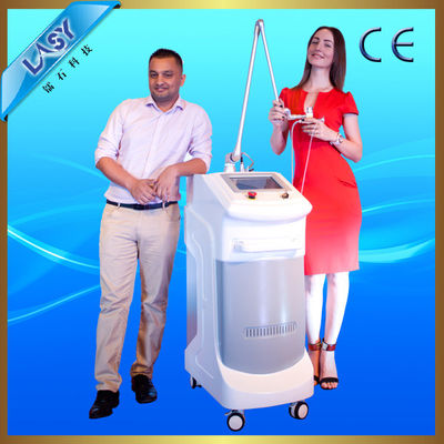 40w 60w Acne Scar Removal Machine 10600nm Laser CO2 Fractional RF For Doctors Clinics Hospitals